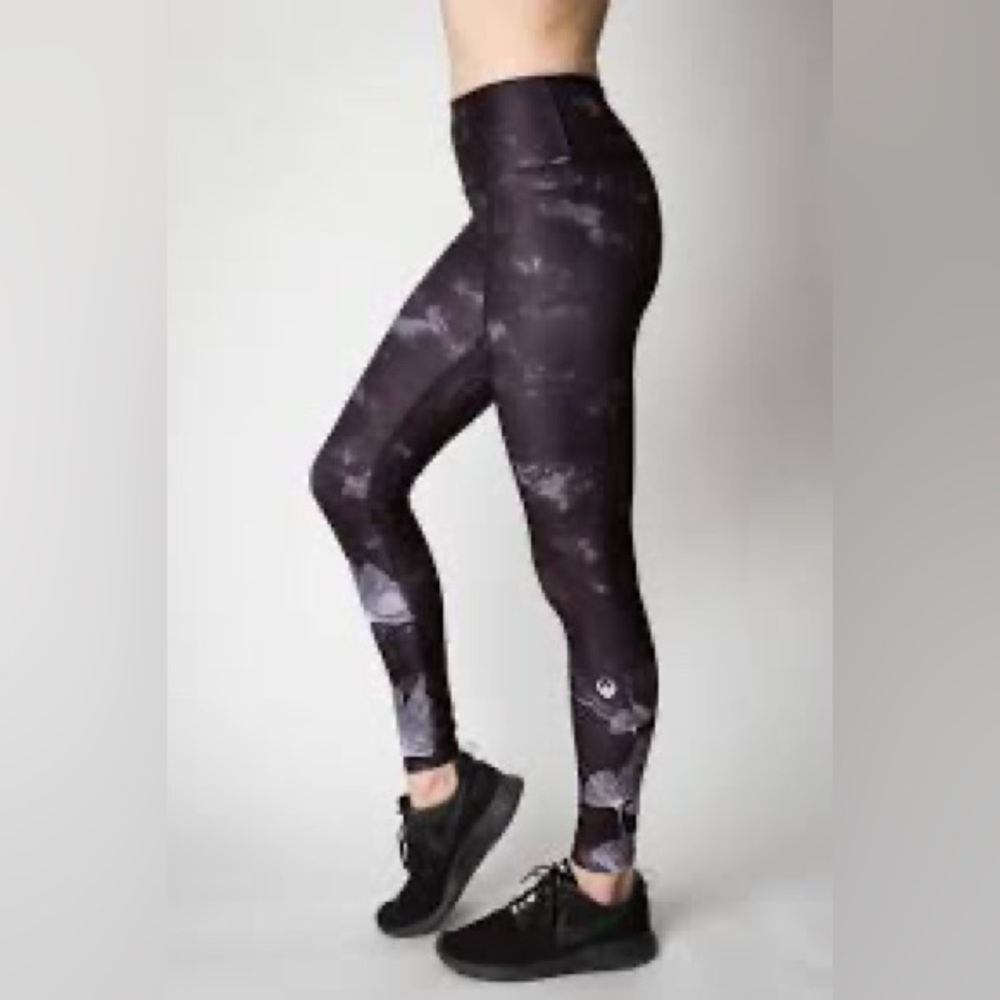 Inner Fire Gingko Legging, new without tags, never worn